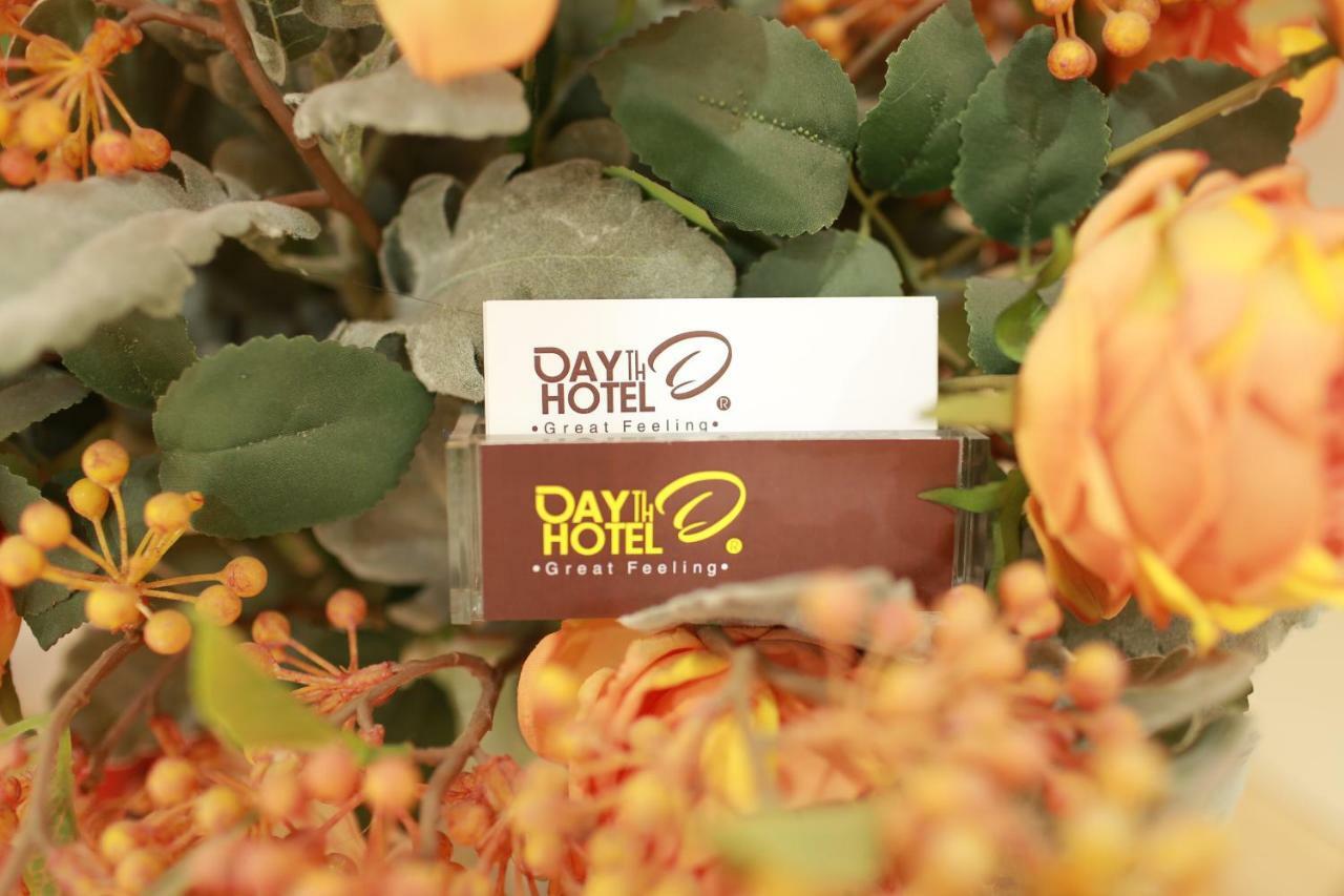 Dayth Hotel Hạ Long Exterior foto